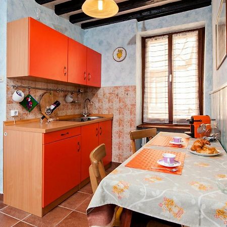 Studio Apartment Grisia روفينج المظهر الخارجي الصورة