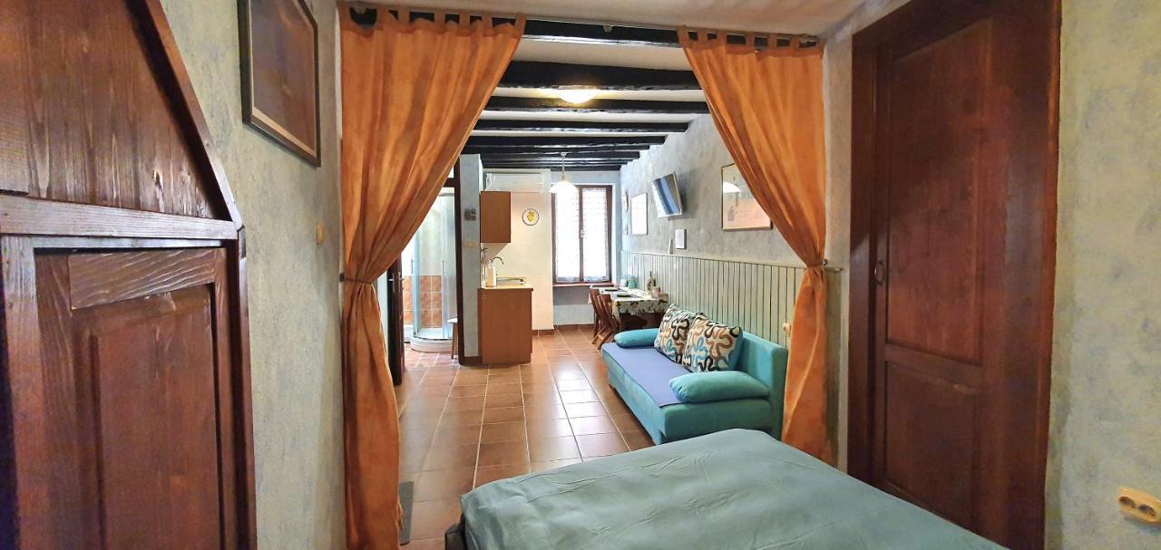 Studio Apartment Grisia روفينج المظهر الخارجي الصورة